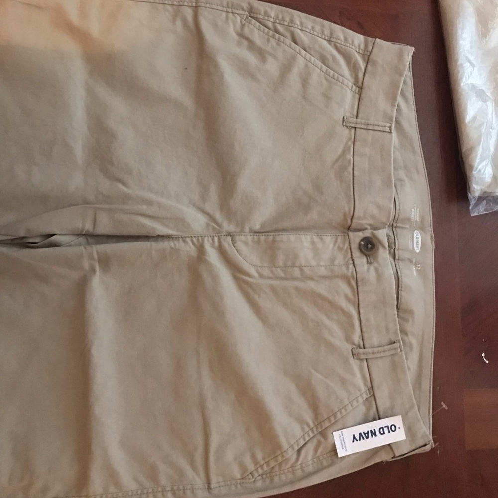 khaki pants
